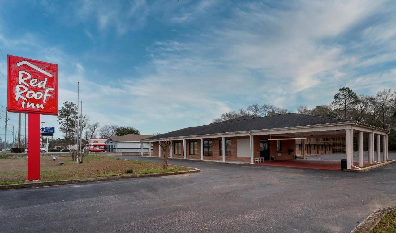 Motel Red Roof 2*